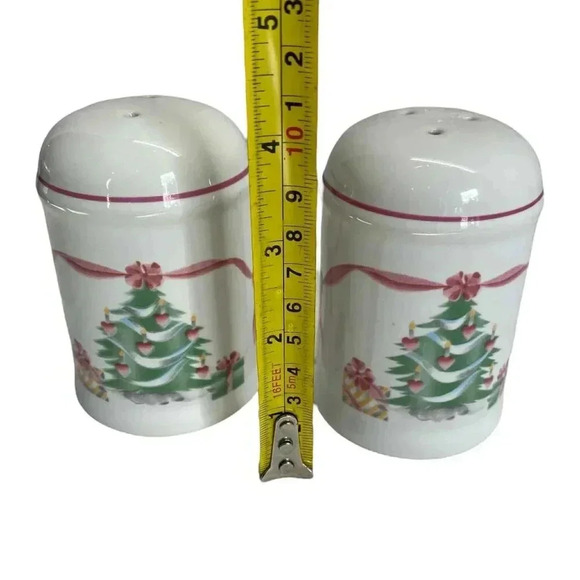 Sango Home For Christmas Tree Pink Ribbon Salt & Pepper Shakers Holiday Vintage - Picture 4 of 4